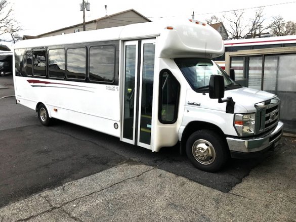 2016 Ford E-450 Shuttle Bus for Sale in Oaklyn, NJ - Photo 2