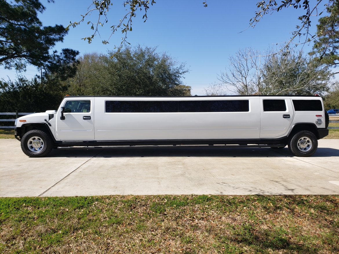 SUV Stretch for Sale in Cypress, TX - Photo 4