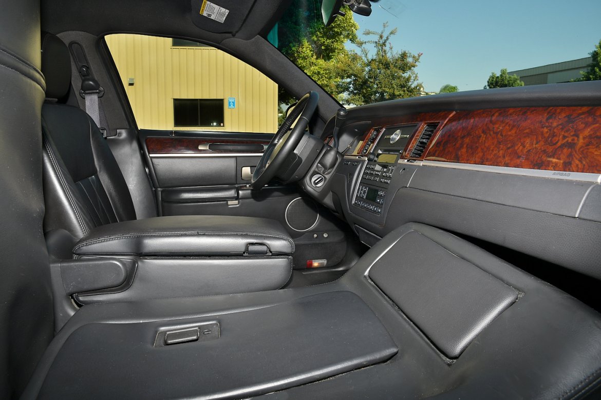 Limousine for Sale in Fontana, CA - Photo 9