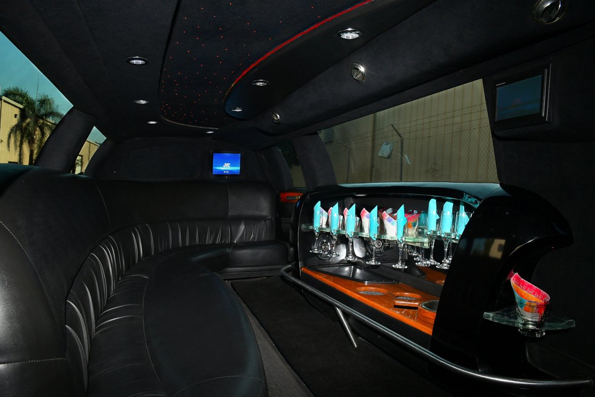Limousine for Sale in Fontana, CA - Photo 10
