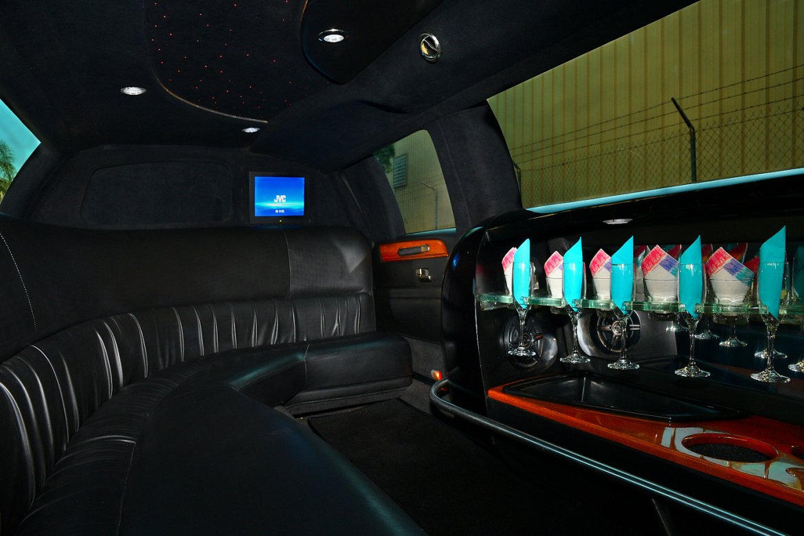 Limousine for Sale in Fontana, CA - Photo 12