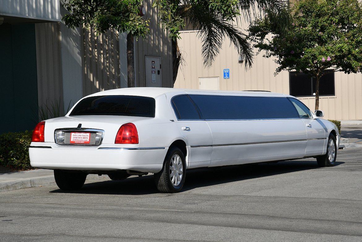Limousine for Sale in Fontana, CA - Photo 7