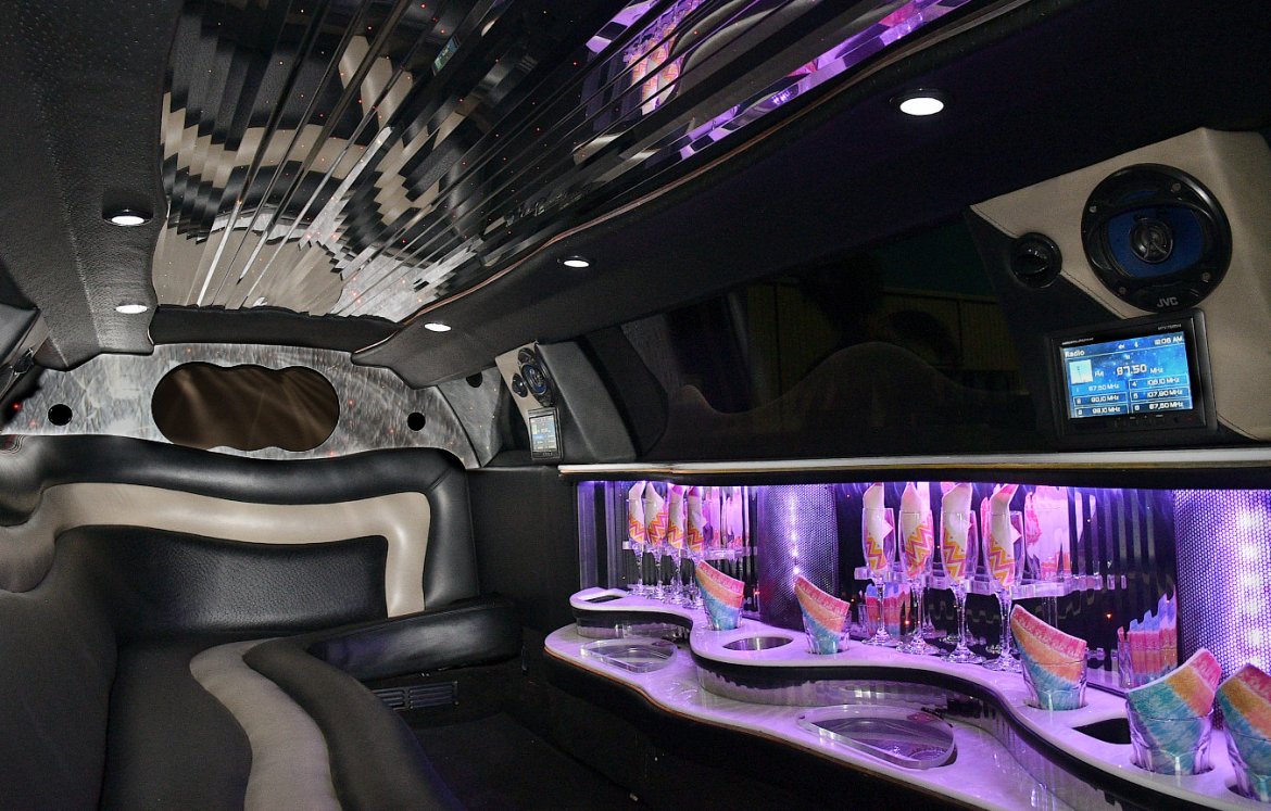 Limousine for Sale in Fontana, CA - Photo 11