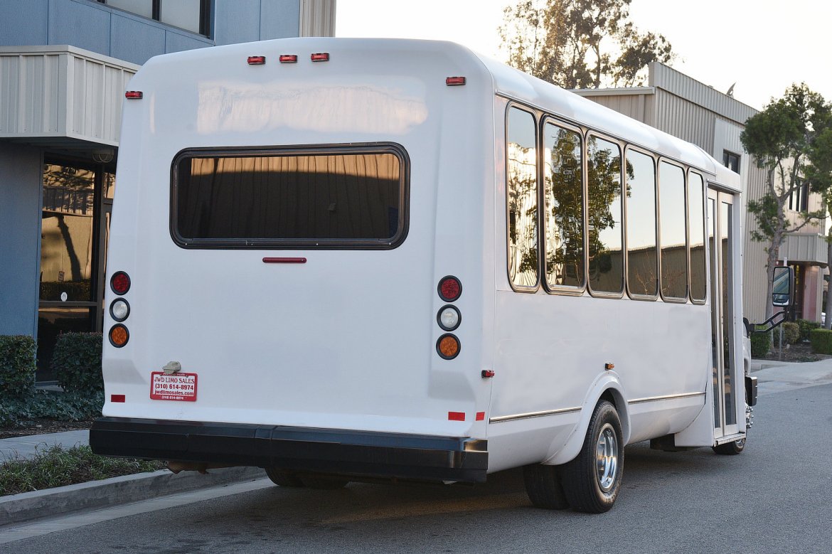Limo Bus for Sale in Fontana, CA - Photo 4