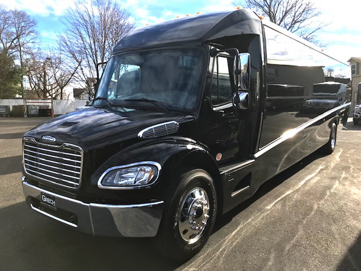 Shuttle Bus for Sale in Oaklyn, NJ - Photo 4