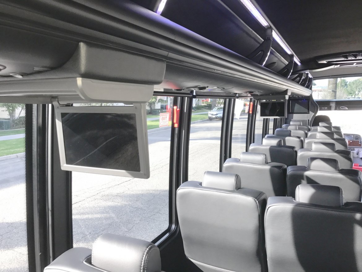 Shuttle Bus for Sale in Oaklyn, NJ - Photo 10
