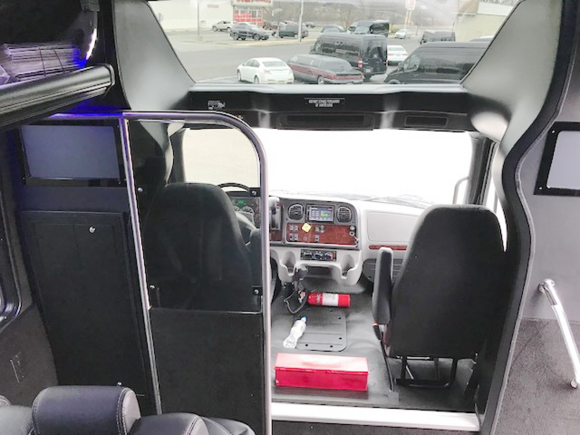 Shuttle Bus for Sale in Oaklyn, NJ - Photo 20