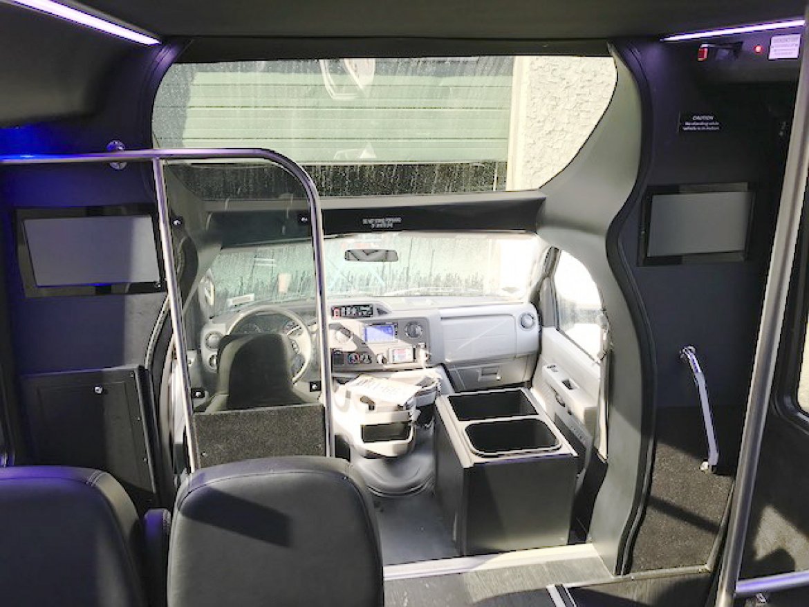 Executive Shuttle for Sale in Oaklyn, NJ - Photo 13