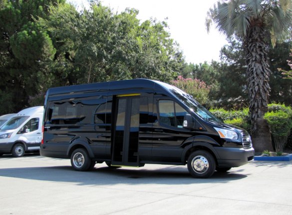 2018 Ford Transit 350 Wagon EL XLT Shuttle Bus for Sale in Chico, CA - Main Photo