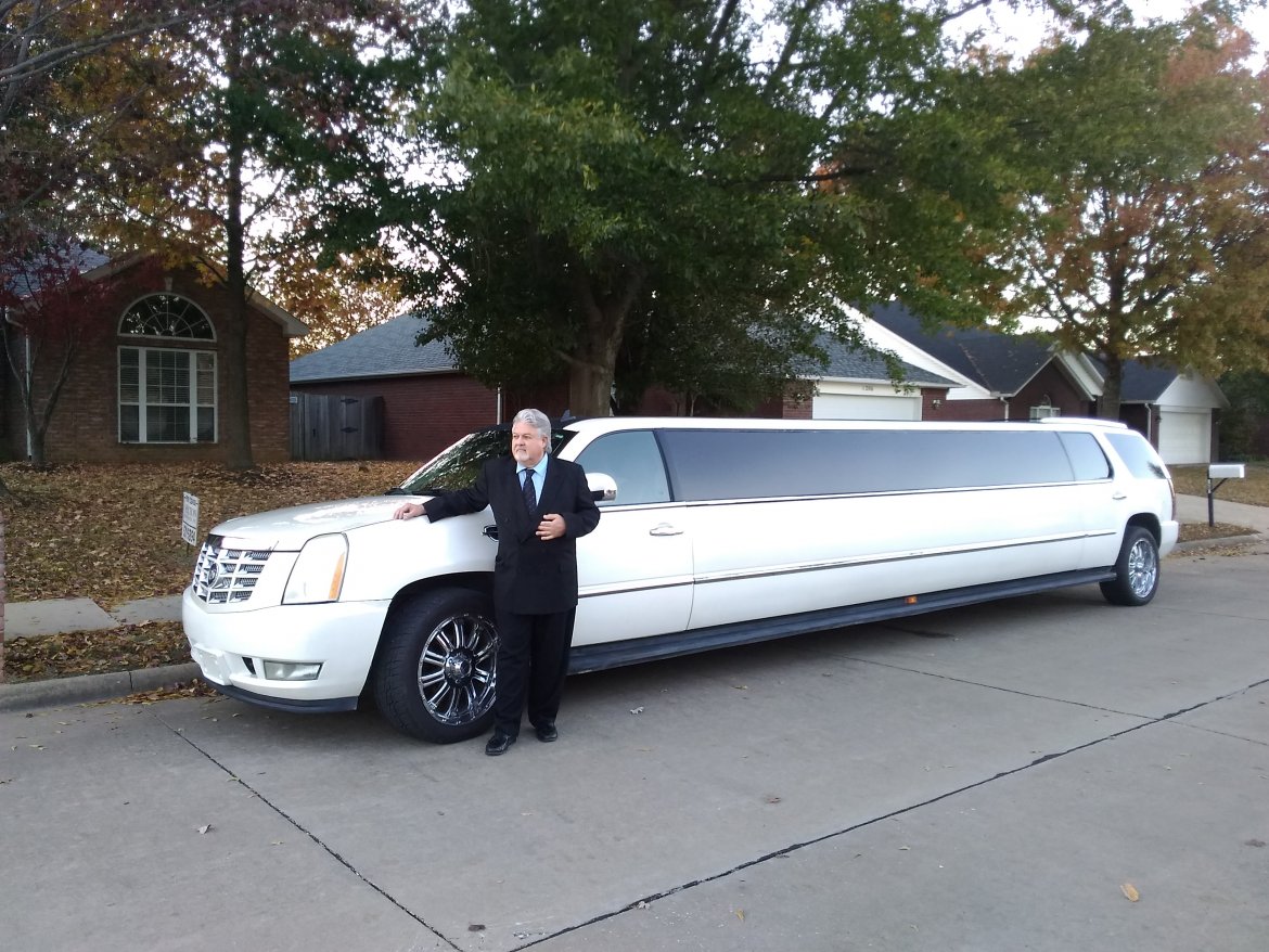Limousine for sale: 2007 Cadillac Escalade 200&quot; by Limelight