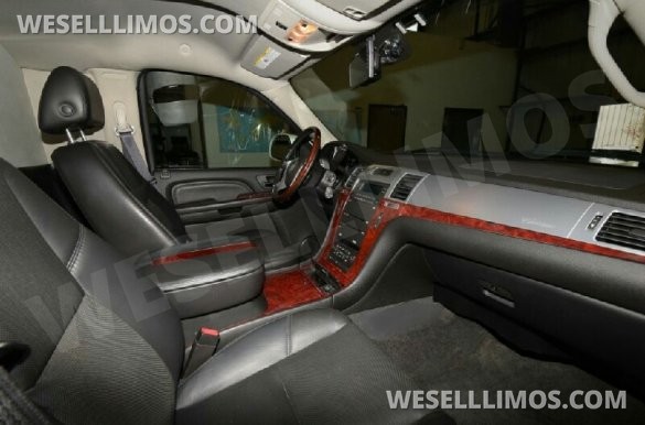 2007 Cadillac Escalade  Limousine