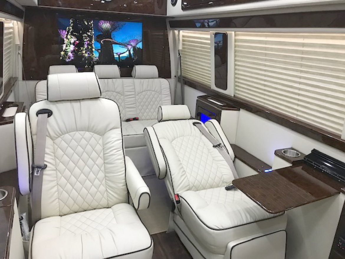 New 2018 Mercedes-Benz Sprinter 3500 Super Single for sale #WS-11955 ...