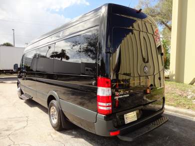 2016 Mercedes-Benz Sprinter 3500 Sprinter for Sale in Delray Beach, Florida, US - Photo 4