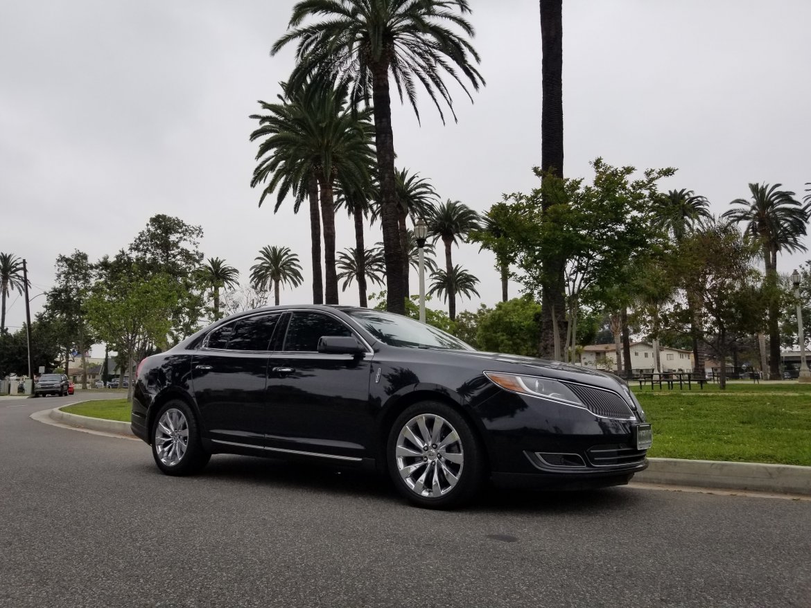 Sedan for sale: 2014 Lincoln MKS