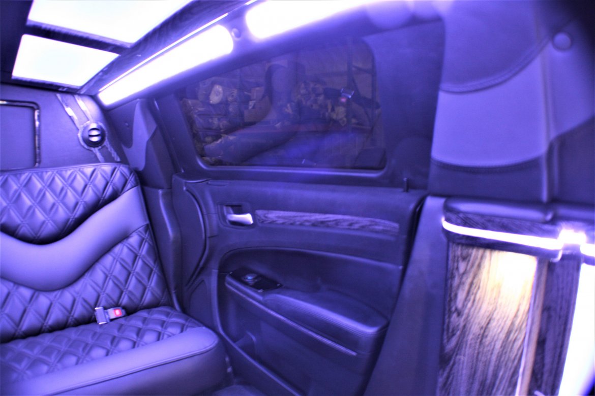 Limousine for Sale in springfield, MO - Photo 6