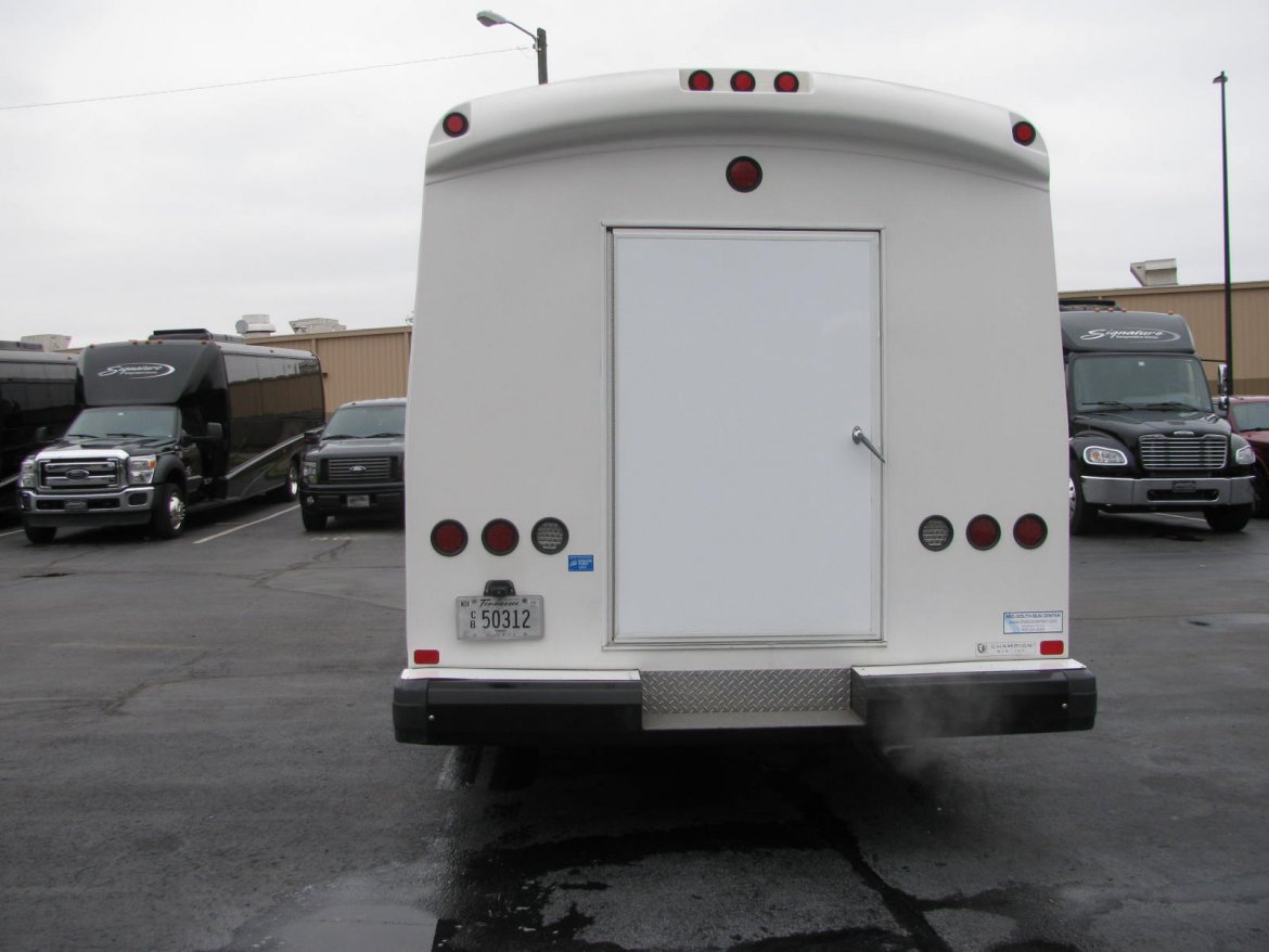 Shuttle Bus for Sale in Nashville, TN - Photo 4