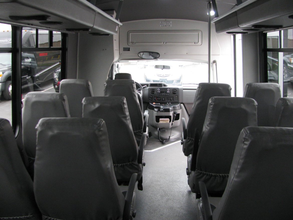 Shuttle Bus for Sale in Nashville, TN - Photo 11