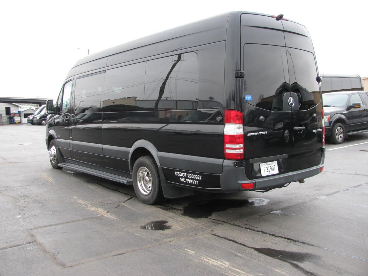Executive Shuttle for Sale in Nashville, TN - Photo 4
