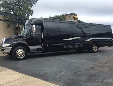 2008 International 3200 Limo Bus for Sale in Richmond, VA - Photo 2