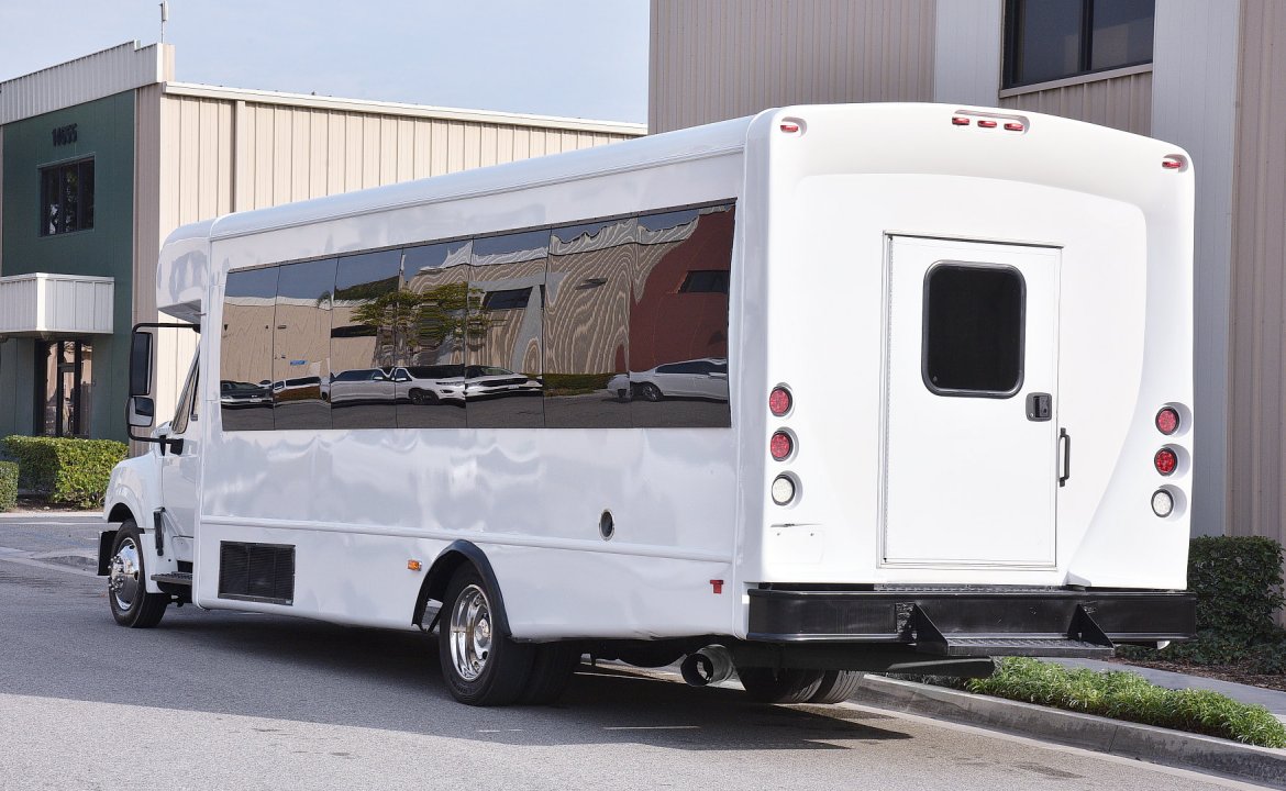 Limo Bus for Sale in Fontana, CA - Photo 8