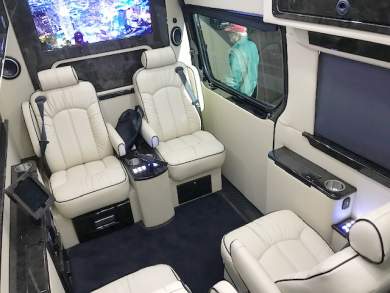 2018 Mercedes-Benz Sprinter 2500 Business Class Sprinter for Sale in Oaklyn, New Jersey, US - Photo 3