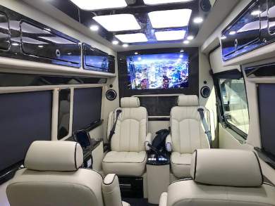 2018 Mercedes-Benz Sprinter 2500 Business Class Sprinter for Sale in Oaklyn, New Jersey, US - Photo 4