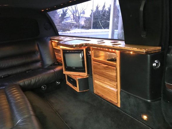 1992 Lincoln Town Car Antique for Sale in Oaklyn, NJ - Photo 3