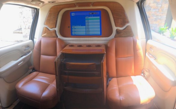 2009 Cadillac Escalade ESV CEO SUV Mobile Office for Sale in San Diego, CA - Photo 2