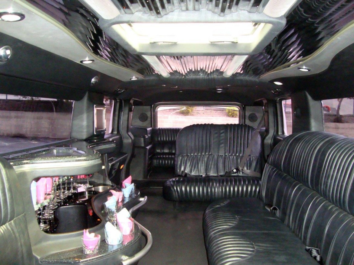 SUV Stretch for Sale in Carson, CA - Photo 13