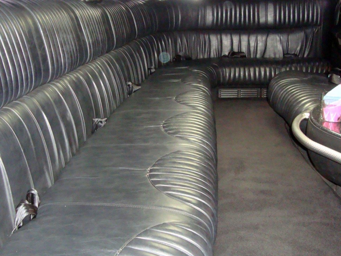 SUV Stretch for Sale in Carson, CA - Photo 22