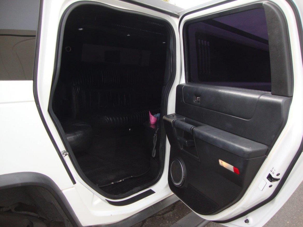 SUV Stretch for Sale in Carson, CA - Photo 24