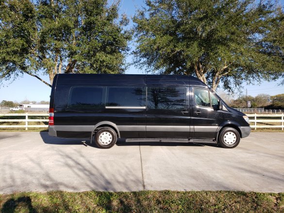 2013 Freightliner Sprinter Sprinter for Sale in Houston, TX - Main Photo
