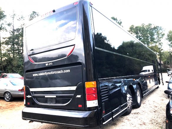 2013 Van Hool C2045 Motorcoach for Sale in Oaklyn, NJ - Photo 3