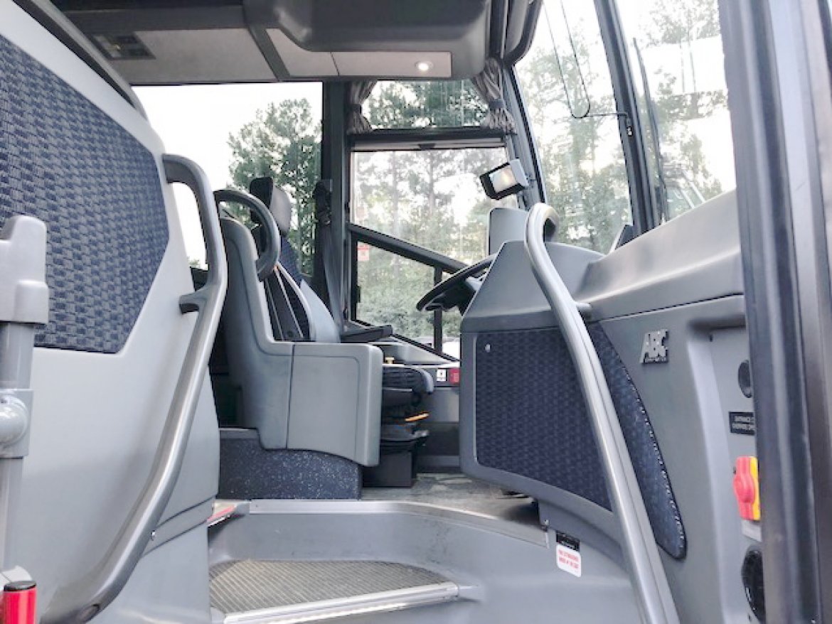 Motorcoach for Sale in Oaklyn, NJ - Photo 8