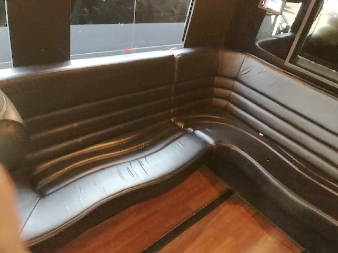 Shuttle Bus for Sale in Oaklyn, NJ - Photo 10