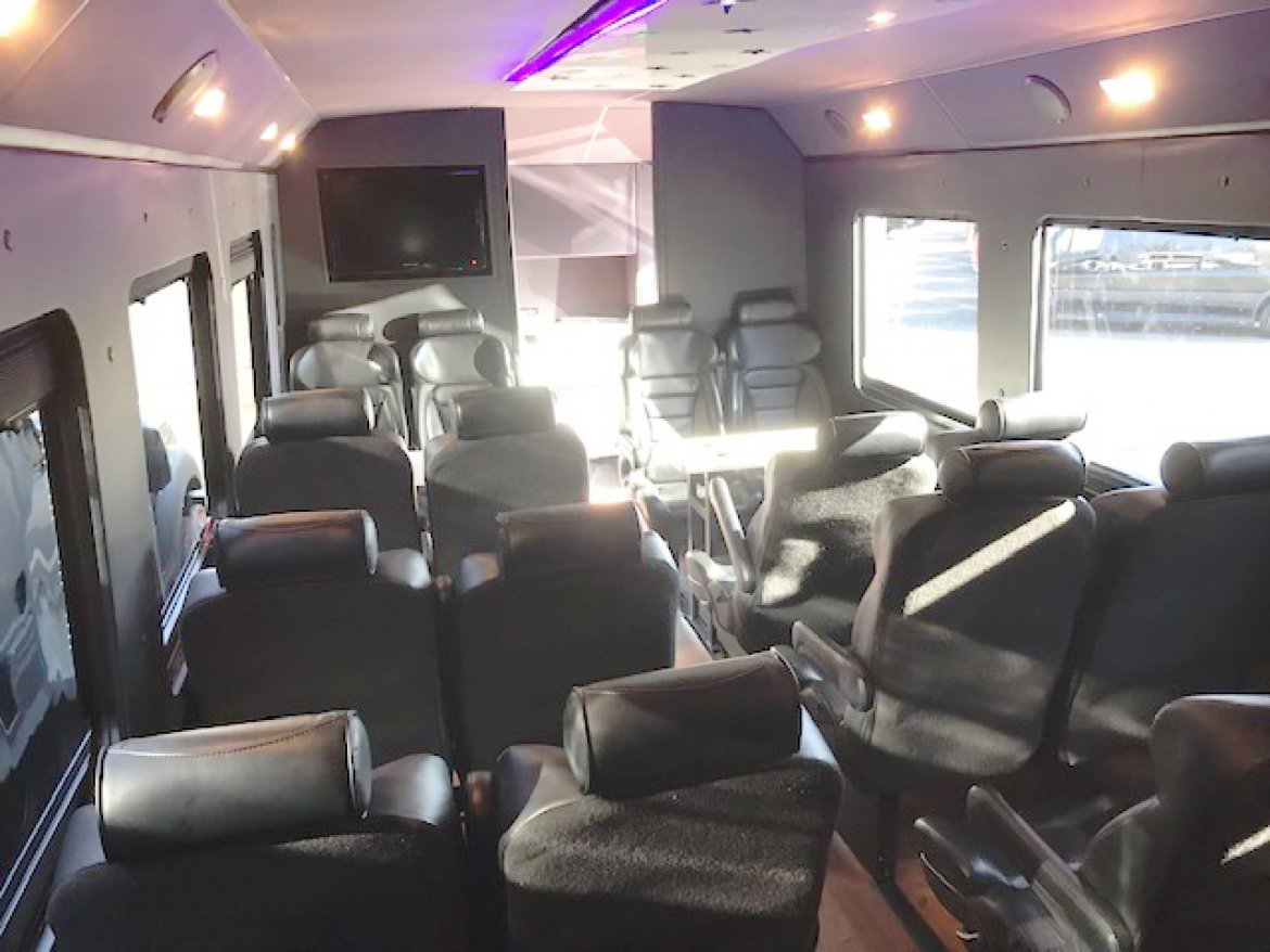 Shuttle Bus for Sale in Oaklyn, NJ - Photo 14