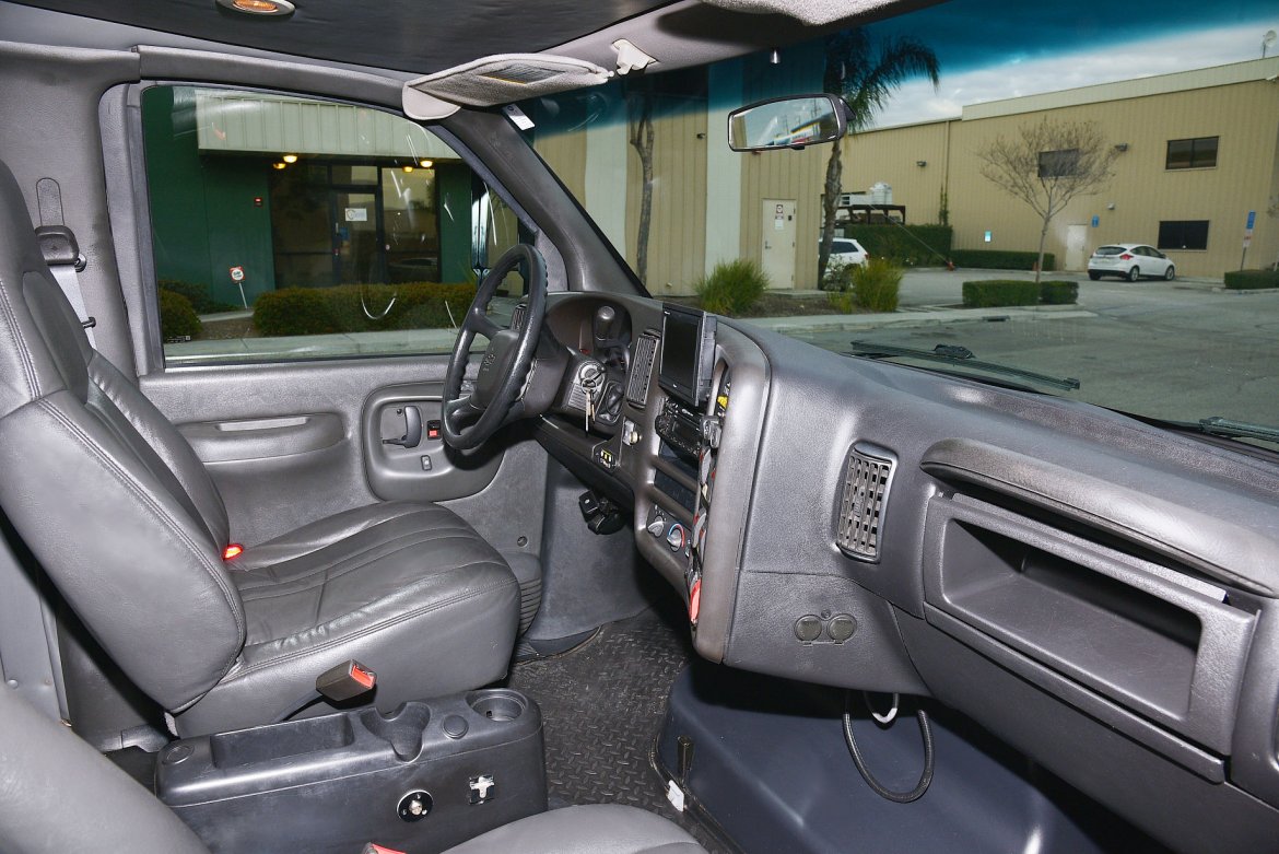 Limo Bus for Sale in Fontana, CA - Photo 9