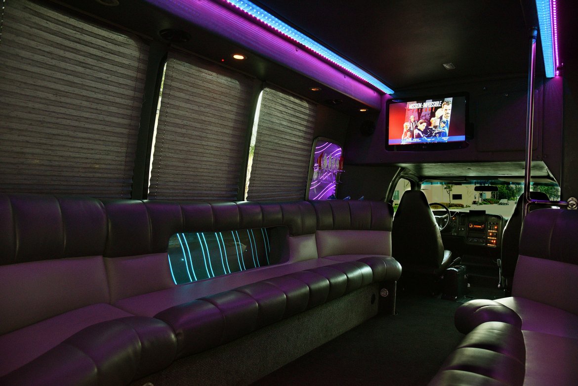 Limo Bus for Sale in Fontana, CA - Photo 11