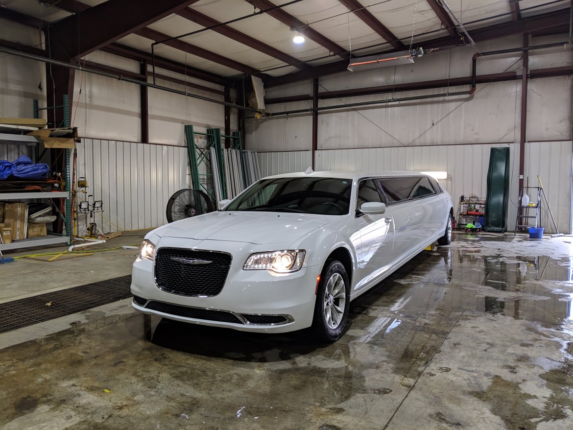 Limousine for sale: 2016 Chrysler 300 140&quot; by Springfield Coach