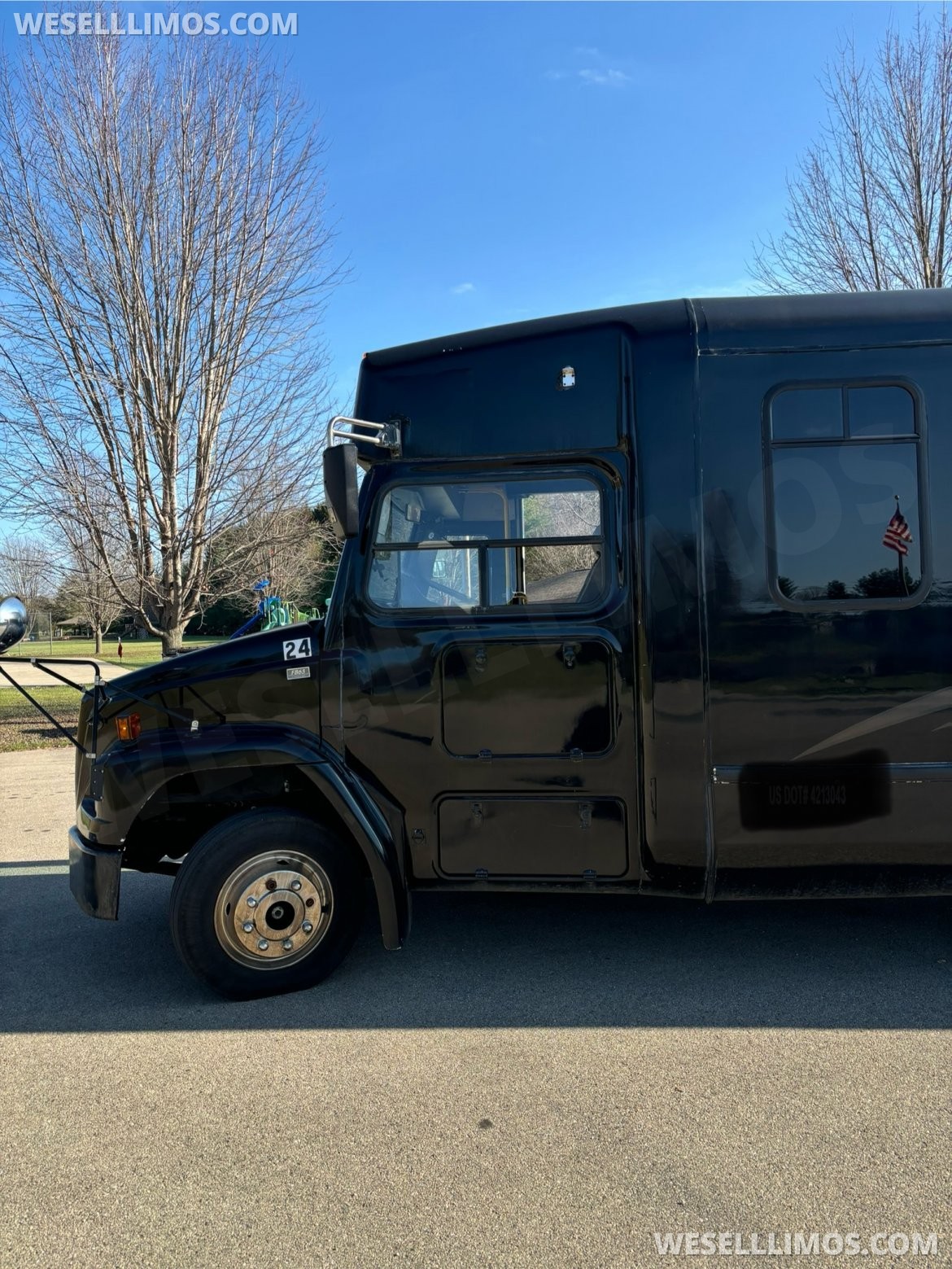 Limo Bus for Sale in Kieler, WI - Photo 3