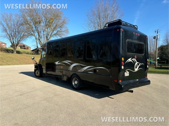 2004 Freightliner Bus Limo Bus for Sale in Kieler, WI - Photo 2
