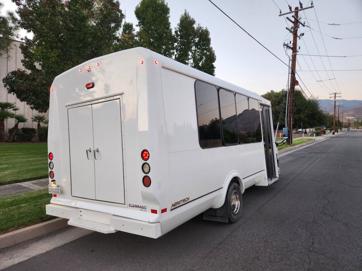 Limo Bus for Sale in Fontana, CA - Photo 11