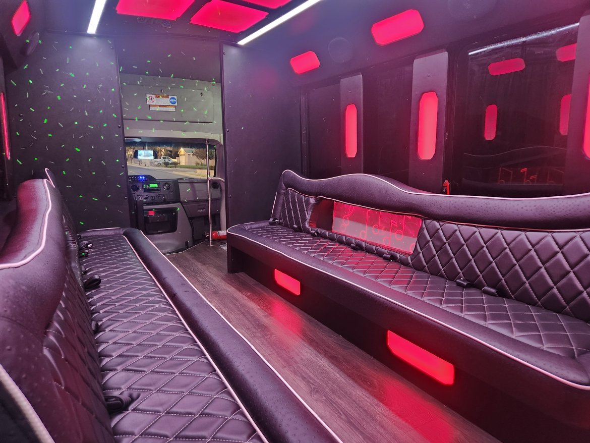 Limo Bus for Sale in Fontana, CA - Photo 17