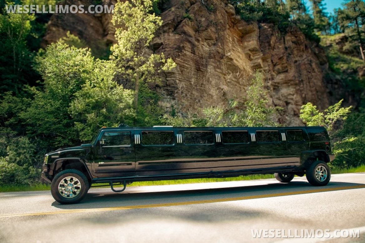 Limousine for sale: 2005 Hummer H2