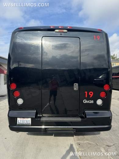 2016 Ford F 450 Shuttle Bus for Sale in Laguna Niguel, California, US - Photo 4