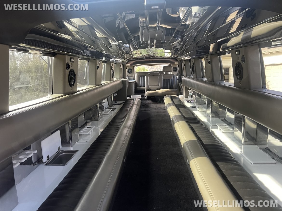 Photo of Limousine for sale: 2004 Hummer h2 35&quot; by Executive coach