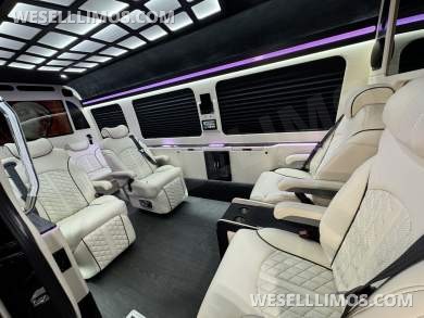2020 Mercedes-Benz CEO Private Class Sprinter Sprinter for Sale in Springfield, Missouri, US - Photo 4