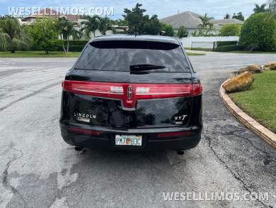 2015 executive coach builder Lincoln mkt SUV Stretch