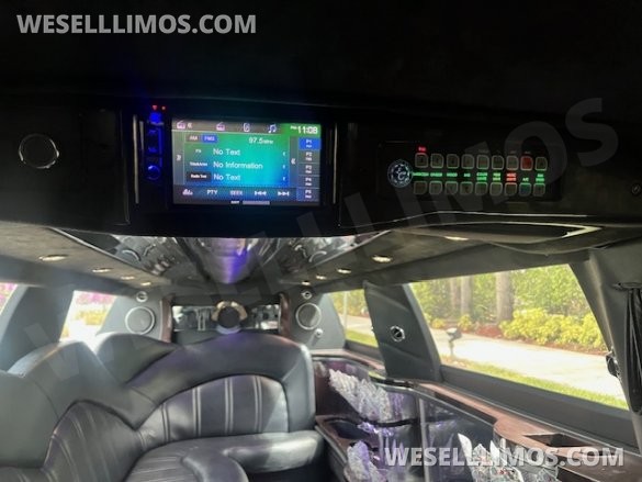 2015 executive coach builder Lincoln mkt SUV Stretch
