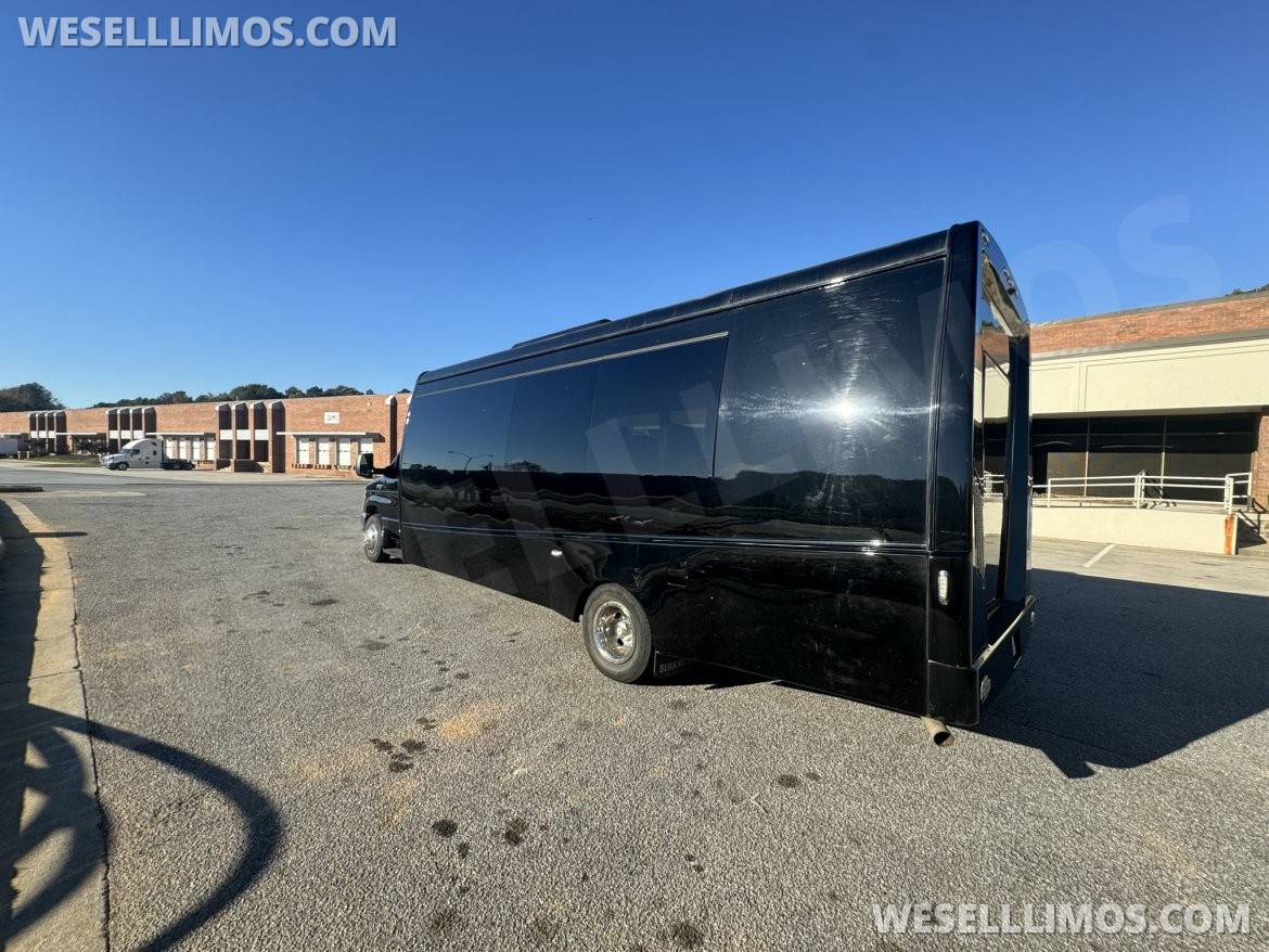 Executive Shuttle for Sale in Anaheim, CA - Photo 13